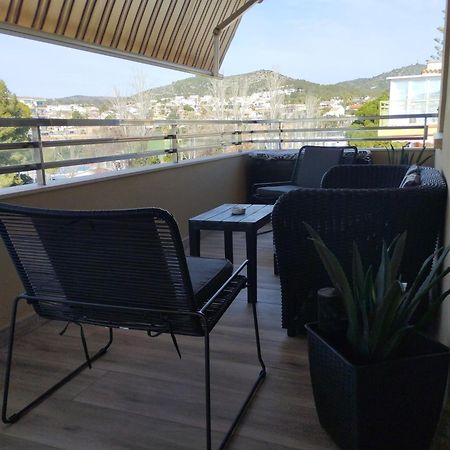 Atico Frente Al Mar Con Parking Para 5 Personas Apartment Calafell Exterior photo