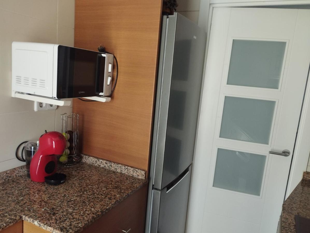 Atico Frente Al Mar Con Parking Para 5 Personas Calafell Exterior photo
