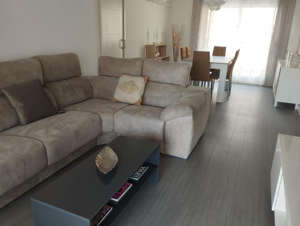 Atico Frente Al Mar Con Parking Para 5 Personas Calafell Exterior photo