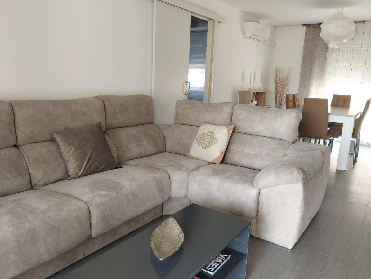 Atico Frente Al Mar Con Parking Para 5 Personas Calafell Exterior photo