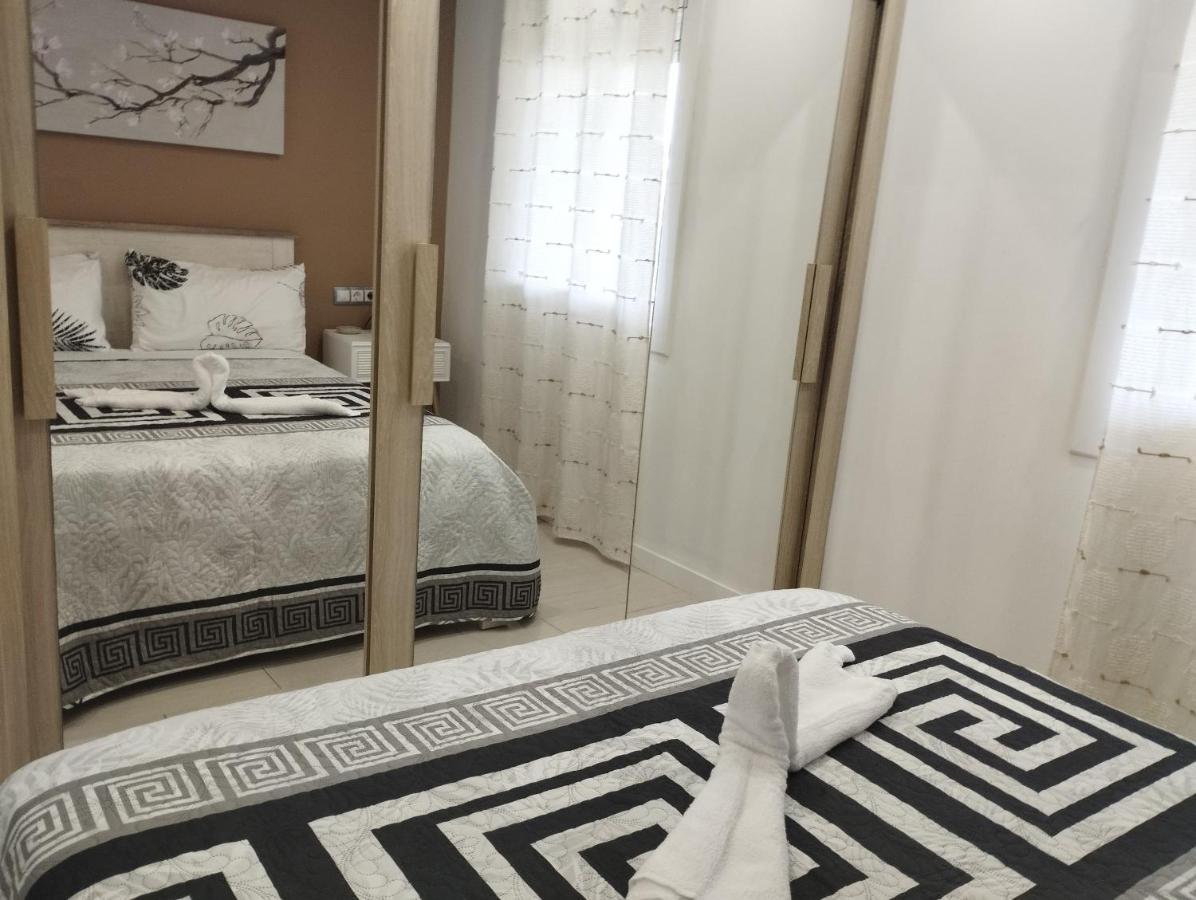 Atico Frente Al Mar Con Parking Para 5 Personas Calafell Exterior photo