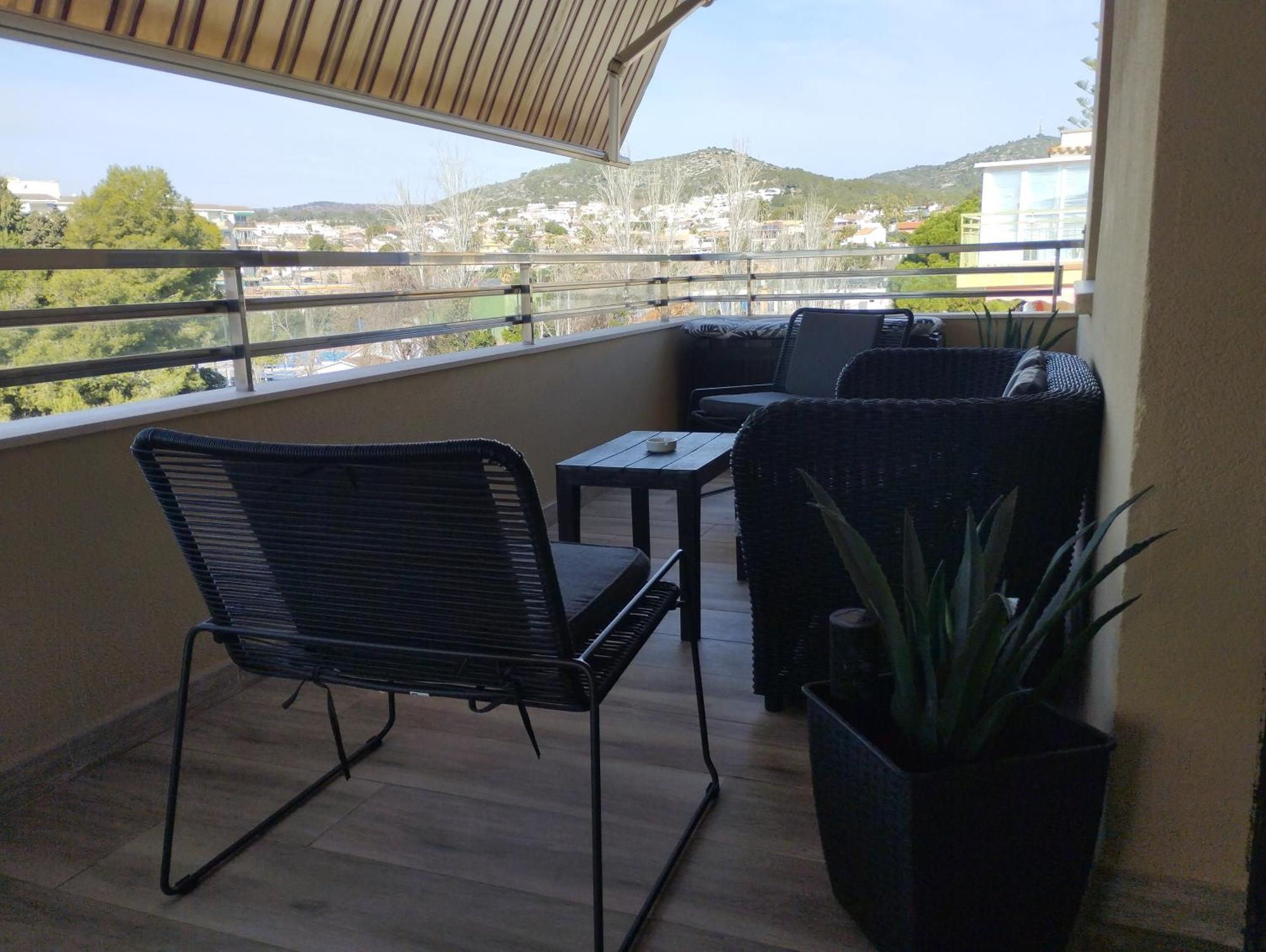Atico Frente Al Mar Con Parking Para 5 Personas Calafell Exterior photo